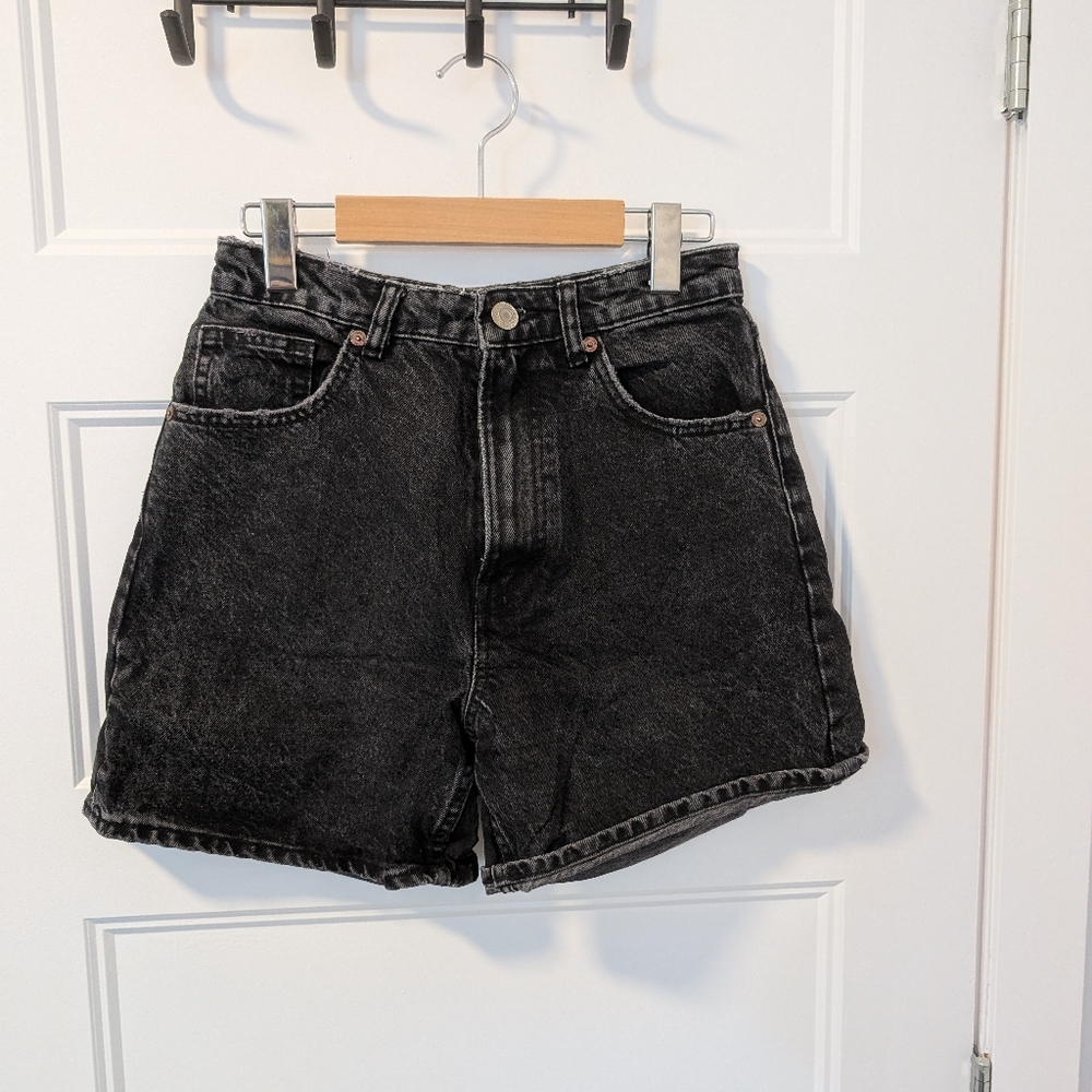 Zara/Mom Short Sz 4